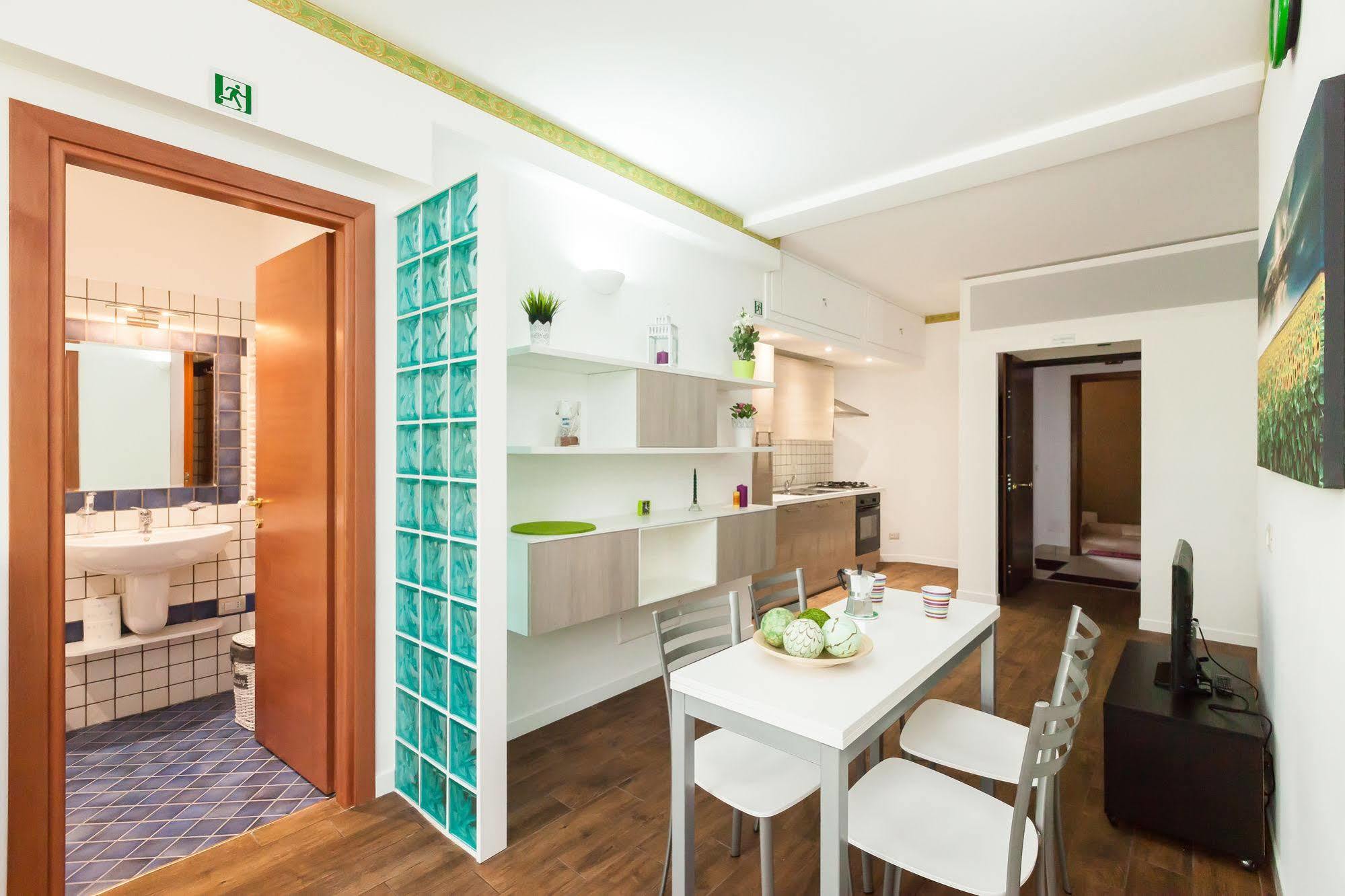 Almes Appartamento Roma